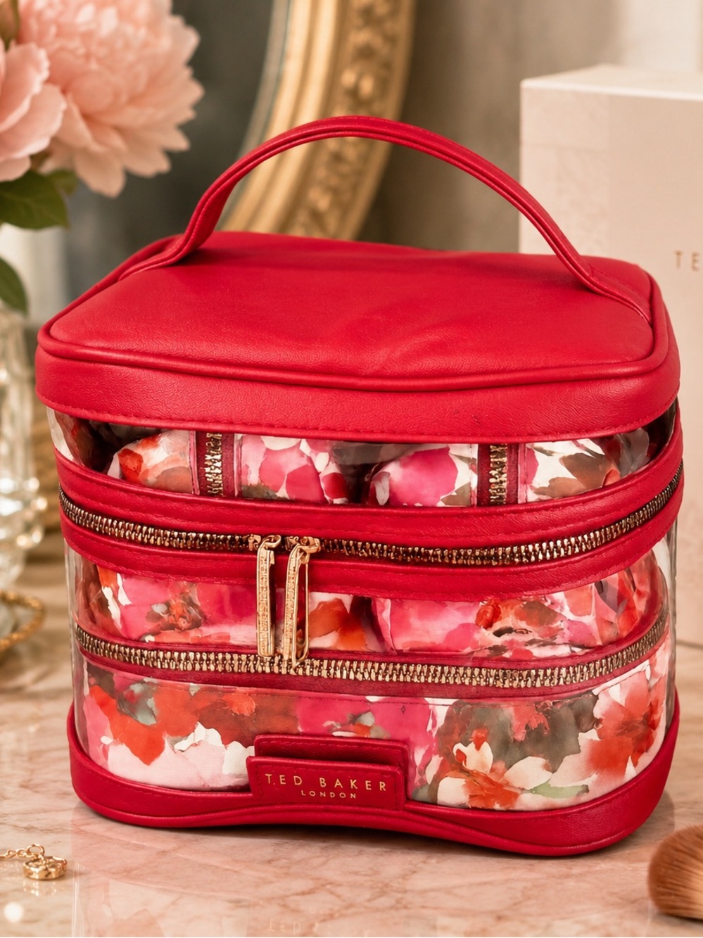 NWT Ted Baker London 4-Piece Cosmetic Train Case Bag Set Red Floral Travel